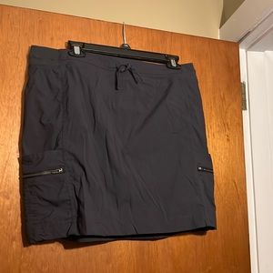 Le Verde Dark Gray XL Skort